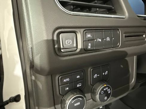 Used 2023 Chevrolet Tahoe RST AWD/4WD image 21