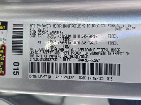 Used 2025 Toyota Tacoma SR5 image 34