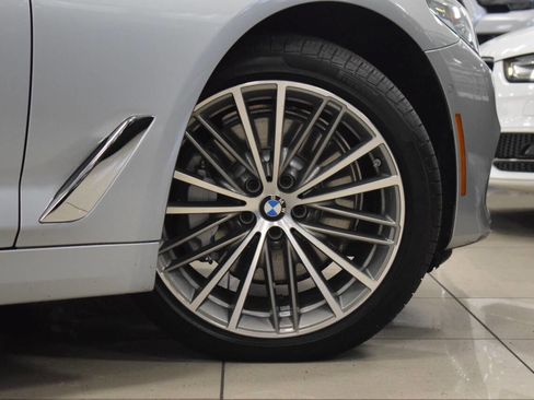 Used 2018 BMW 540i image 32