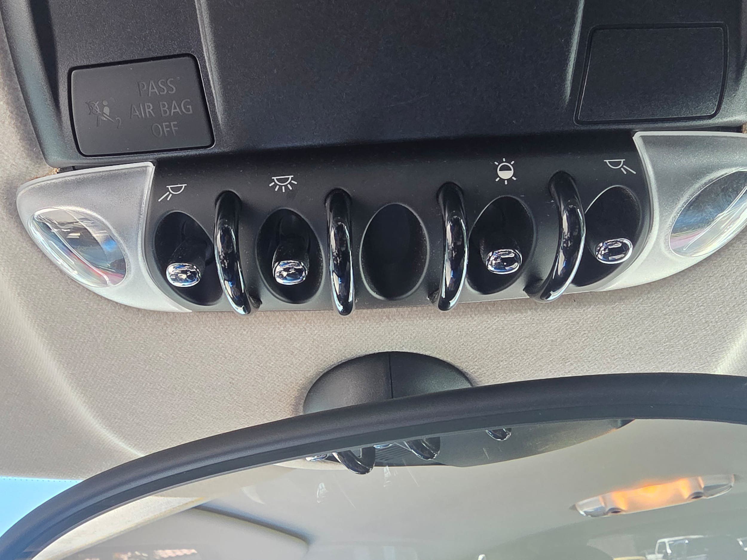 Used 2016 MINI Cooper Countryman FWD image 18