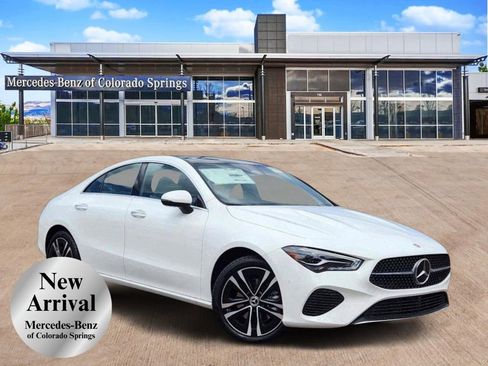 Used 2025 Mercedes-Benz CLA 250 4MATIC image 1