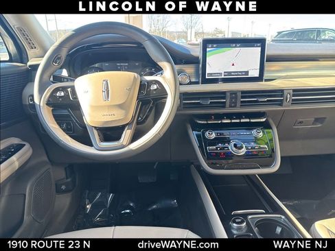 Certified 2022 Lincoln Corsair AWD w/ Equipment Group 101A image 23