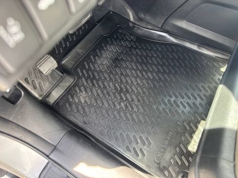 Used 2016 Honda CR-V Touring image 17