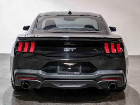 Used 2024 Ford Mustang GT RWD image 11