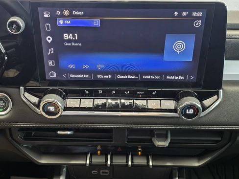 Used 2025 Chevrolet Colorado LT RWD image 14