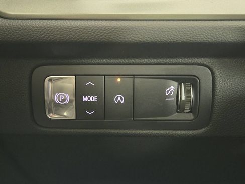 New 2026 Chevrolet Traverse LT w/ Midnight/Sport Edition FWD image 23