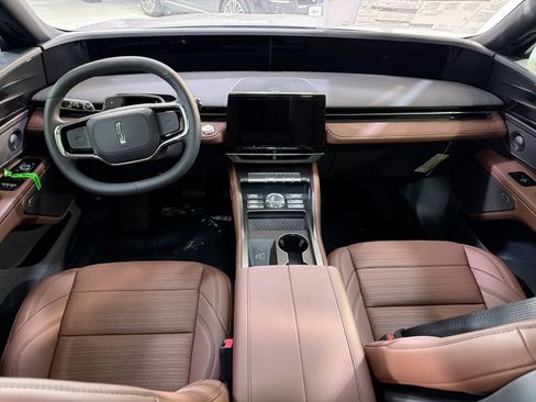 New 2026 Lincoln Nautilus Reserve AWD/4WD image 23