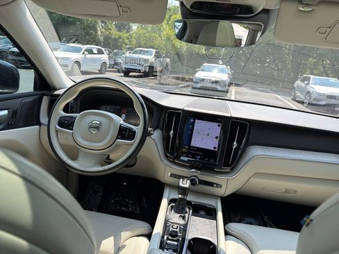 Used 2021 Volvo XC60 T5 Inscription w/ Advanced Package FWD image 30