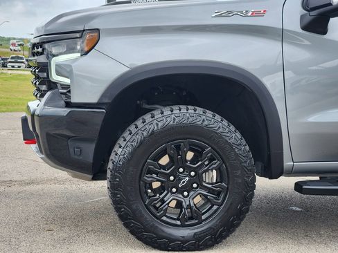 Certified 2024 Chevrolet Silverado 1500 ZR2 w/ Technology Package AWD/4WD image 9