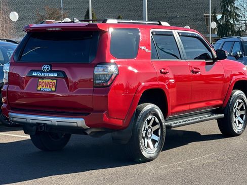 Used 2022 Toyota 4Runner TRD Off-Road image 4