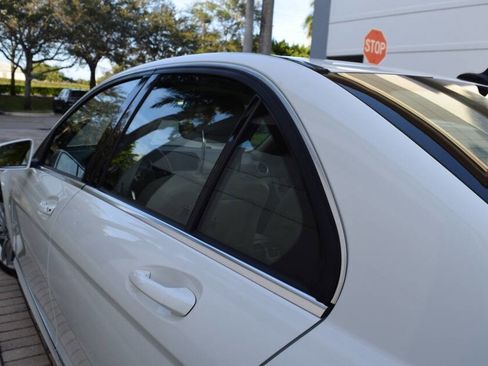 Used 2014 Mercedes-Benz C 300 4MATIC Sedan image 33