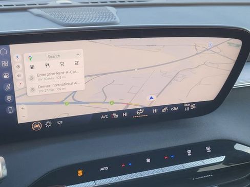 Used 2025 Buick Enclave Preferred image 21