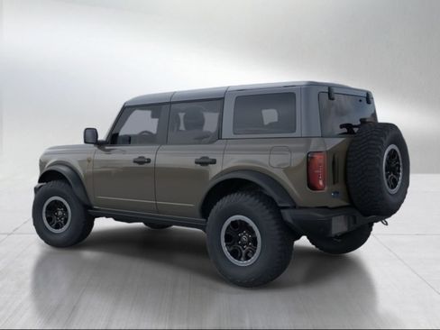 New 2026 Ford Bronco Badlands image 4