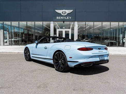 Certified 2026 Bentley Continental GTC AWD/4WD image 8