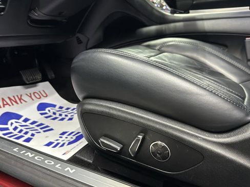 Used 2017 Lincoln MKZ Reserve image 11