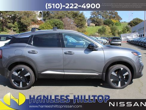 New 2026 Nissan Kicks SR w/ Cold Weather Package image 6