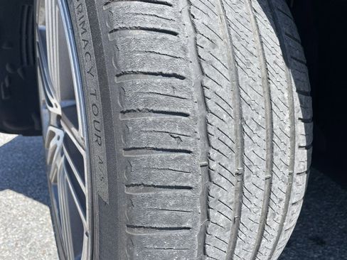 Used 2021 Mercedes-Benz GLS 450 4MATIC image 26