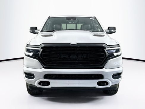 Used 2023 RAM 1500 Limited AWD/4WD image 2