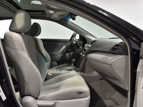 Used 2010 Toyota Camry Hybrid image 28