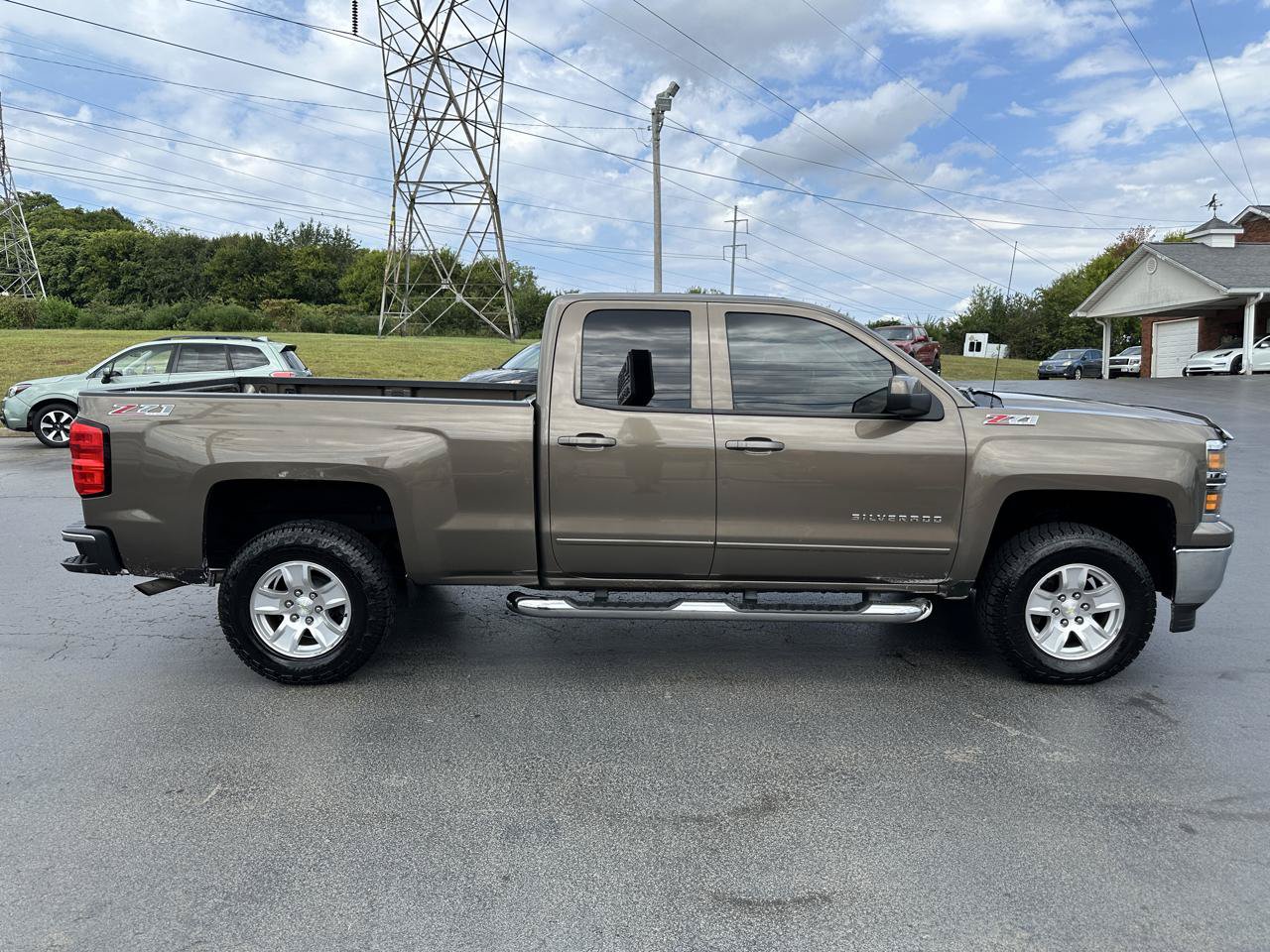 Used 2015 Chevrolet Silverado 1500 LT AWD/4WD image 5