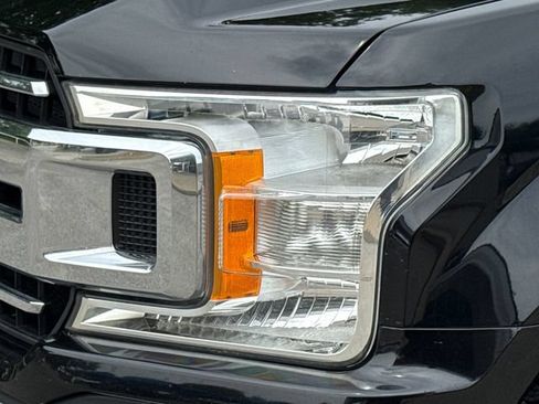 Used 2018 Ford F150 XLT RWD image 4