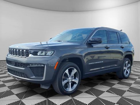 New 2026 Jeep Grand Cherokee Limited image 3