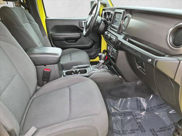 Used 2023 Jeep Wrangler Unlimited w/ Cold Weather Group AWD/4WD image 29