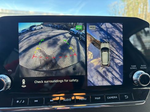 Used 2024 Mitsubishi Outlander 4WD Plug-In Hybrid image 17