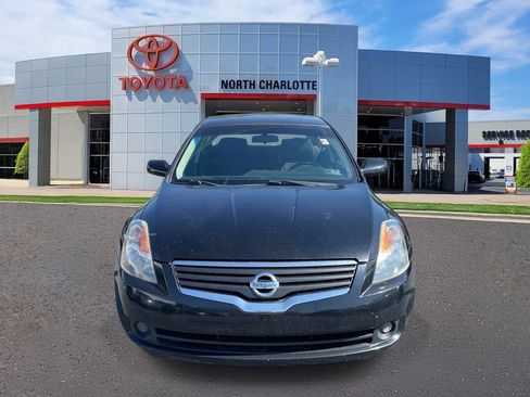 Used 2008 Nissan Altima 2.5 S w/ Emergency Aid Pkg FWD image 2