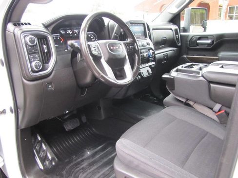 Used 2023 GMC Sierra 2500 SLE w/ SLE Convenience Package image 13