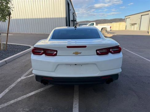 Used 2023 Chevrolet Camaro LT RWD image 5