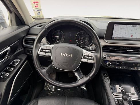 Used 2022 Kia Telluride EX w/ Towing Package image 17
