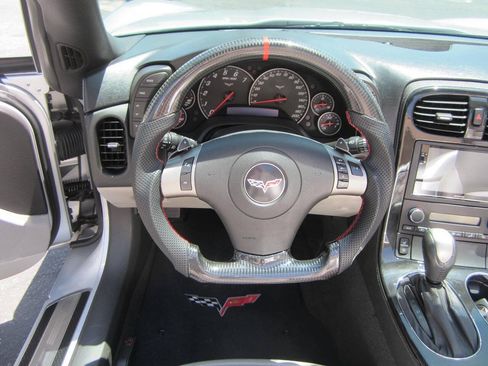 Used 2009 Chevrolet Corvette Convertible w/ Preferred Equipment Group RWD image 33