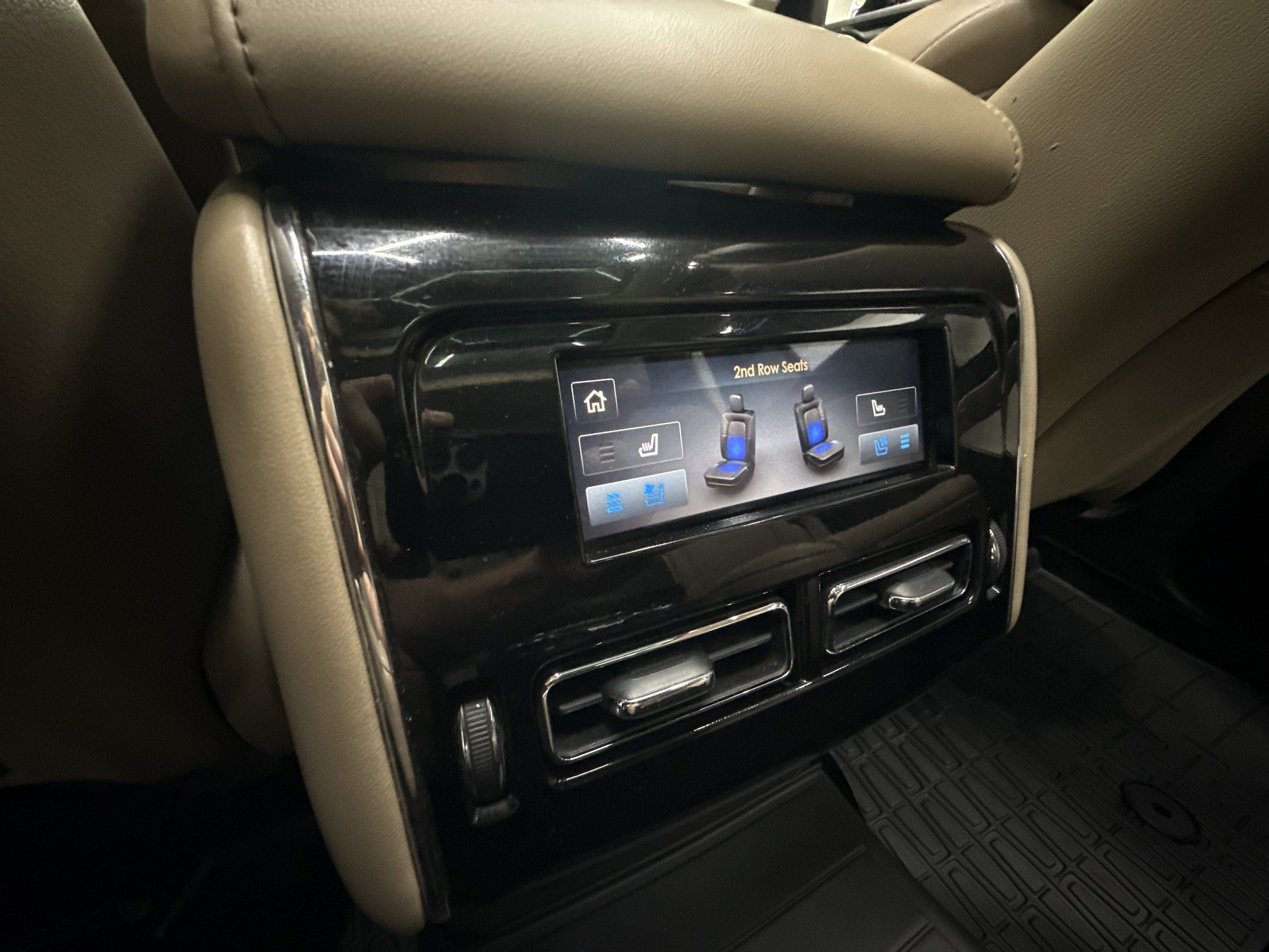 Used 2021 Lincoln Aviator Reserve w/ Equipment Group 201A AWD/4WD image 24