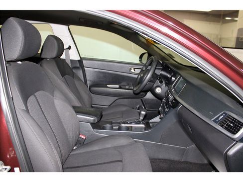 Used 2020 Kia Optima LX image 23