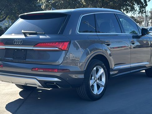 Used 2025 Audi Q7 3.0T Premium w/ Convenience Package image 7