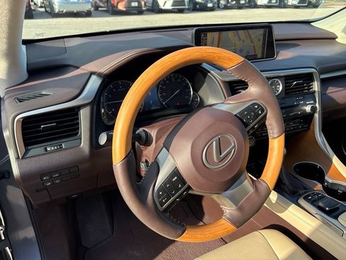 Used 2019 Lexus RX 350 FWD w/ Navigation Package image 13