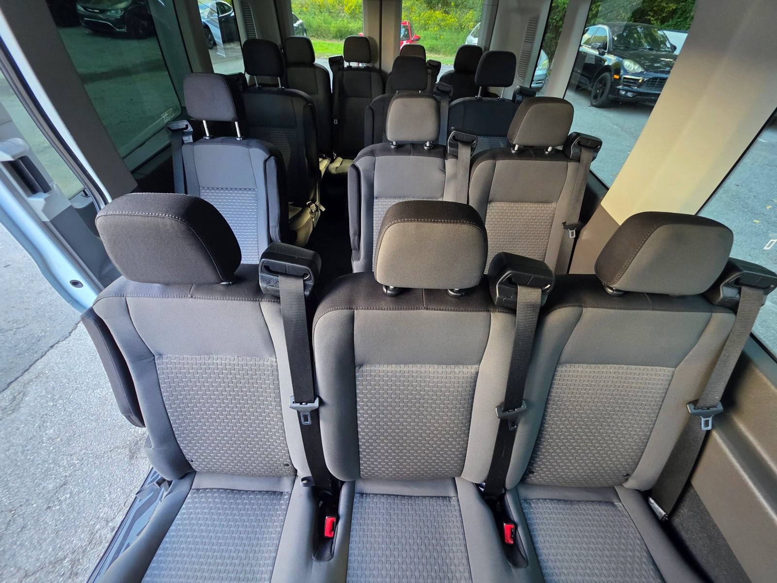 Used 2021 Ford Transit 350 XLT RWD image 23