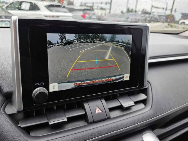 Used 2025 Toyota RAV4 XLE AWD/4WD image 29
