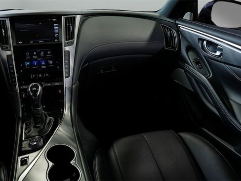 Used 2019 INFINITI Q60 3.0t Luxe w/ Essential Package image 42