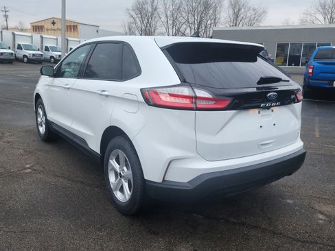 Used 2024 Ford Edge SE AWD/4WD image 4