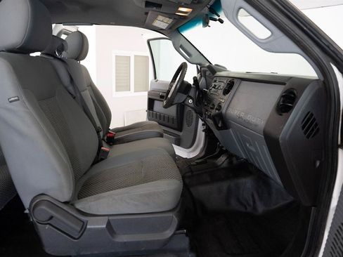 Used 2015 Ford F250 XL w/ Power Equipment Group AWD/4WD image 15
