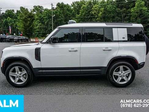 Used 2022 Land Rover Defender 110 SE AWD/4WD image 7