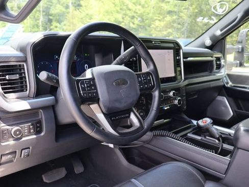 Used 2025 Ford F350 Platinum w/ FX4 Off-Road Package AWD/4WD image 12