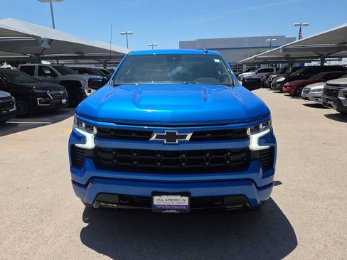 Used 2025 Chevrolet Silverado 1500 RST RWD image 3