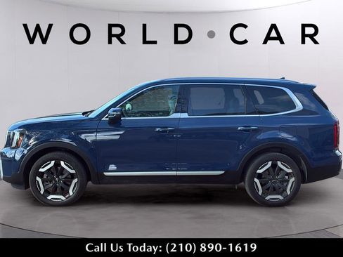 Used 2025 Kia Telluride S image 8