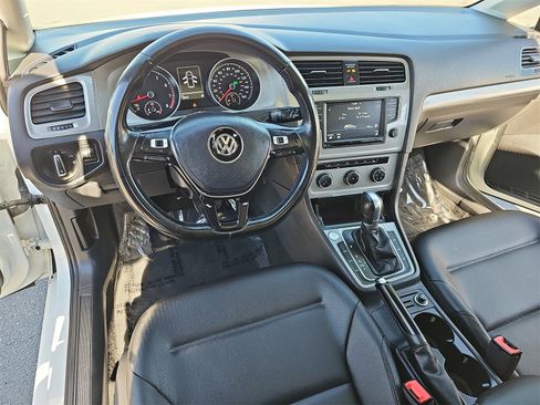 Used 2017 Volkswagen Golf Wolfsburg Edition image 14