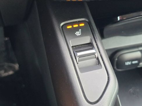 Certified 2025 Kia Telluride S FWD image 17