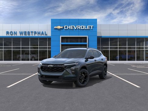 New 2026 Chevrolet Trax LT image 8