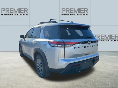 New 2025 Nissan Pathfinder SV w/ Black Appearance Package image 7
